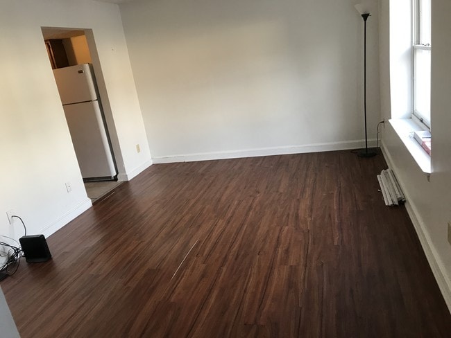 Living room - 9448 Lexington Cir