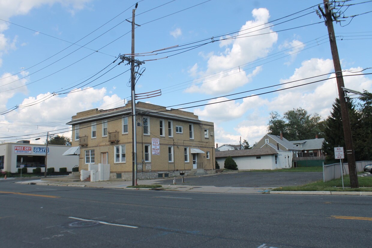 Foto principal - 701-705 Black Horse Pike