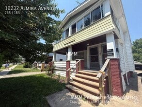 Building Photo - 10232 Almira Ave