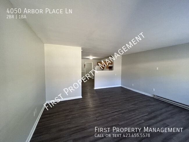 Foto del edificio - 4050 Arbor Pl Ln