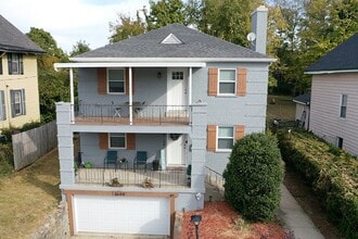 Building Photo - 3644 Zinsle Ave