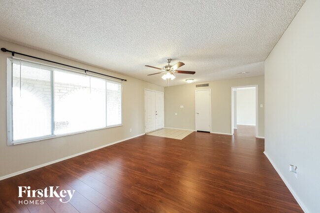 Foto del edificio - 4123 W Hayward Ave