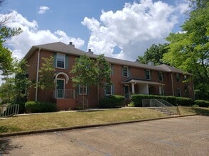 Building Photo - 427 N Court St