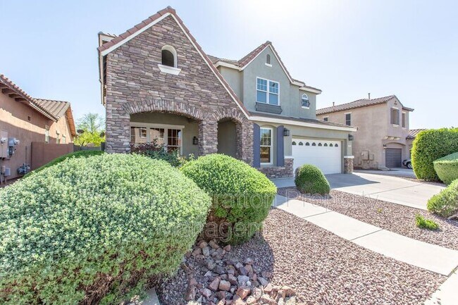 Foto del edificio - 2201 E Azalea Dr