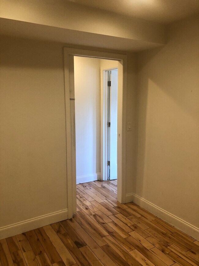 Bedroom #2 - 1338 W North Ave
