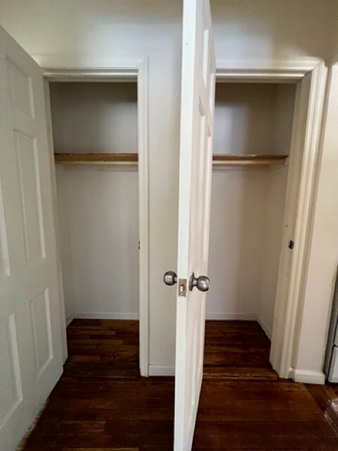 Hallway - 6143 Booth St