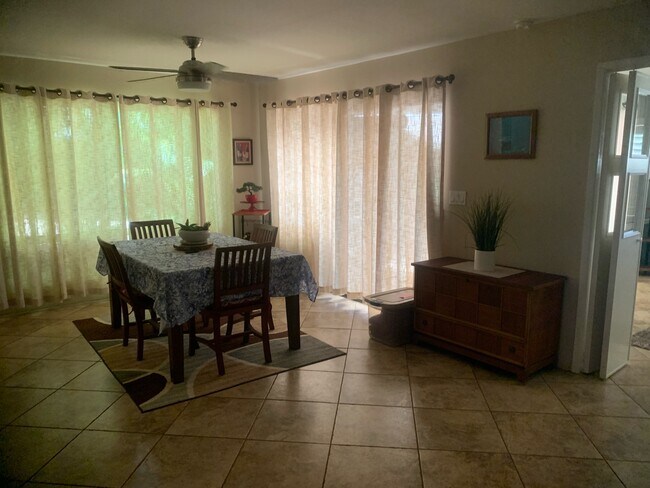 Building Photo - 529 Ekahi Way