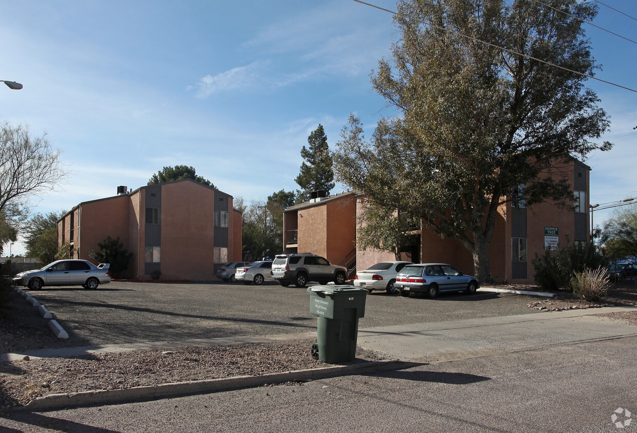 Primary Photo - Pepper Tree Apartments