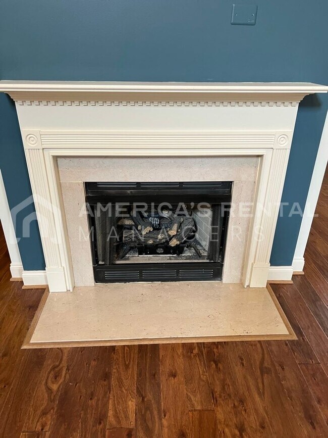 Building Photo - Home for Rent in Hoover, AL!! View with 48...