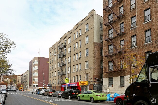 Foto del edificio - 189-199 Sherman Ave