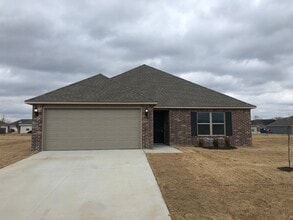 Building Photo - 960 Maddy St