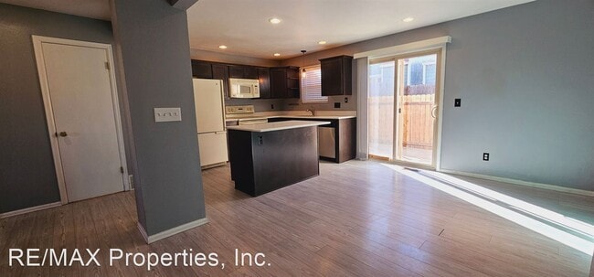 Building Photo - 2 br, 2.5 bath House - 3912 Donney Brook Ct