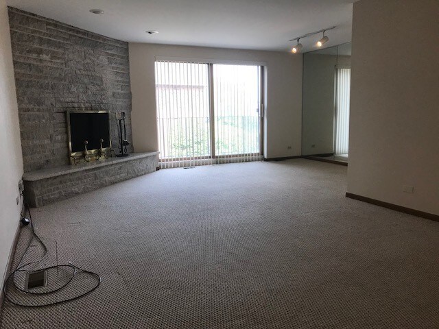 Building Photo - 1111 Waukegan Rd