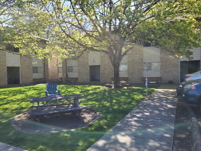 Foto del edificio - 620 NW 21st St