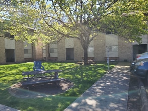 Building Photo - 620 NW 21st St