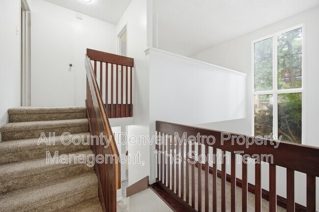 Foto del edificio - 2835 S Monaco St Pkwy