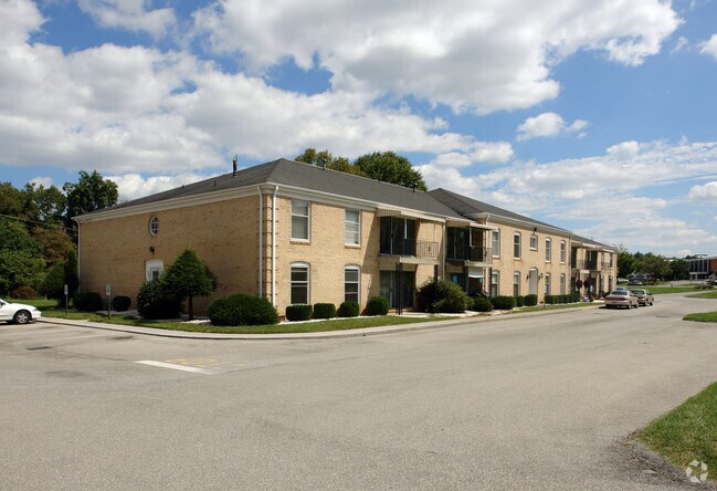 Foto del edificio - Chateau Riviera Apartments