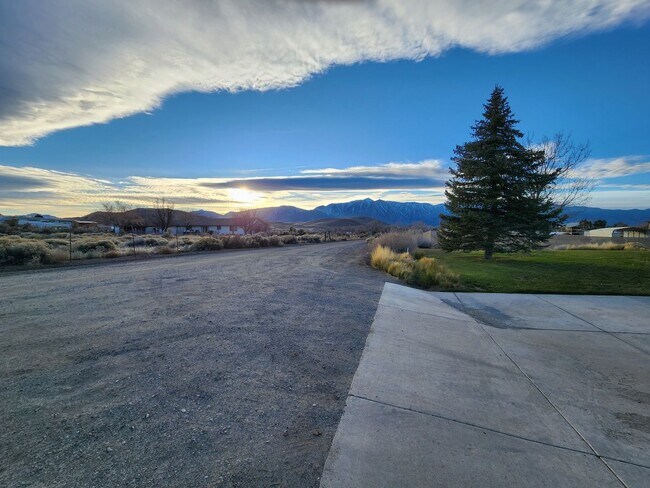 Foto del edificio - 3 bedroom home in the Ruhenstroth area of Gardnerville