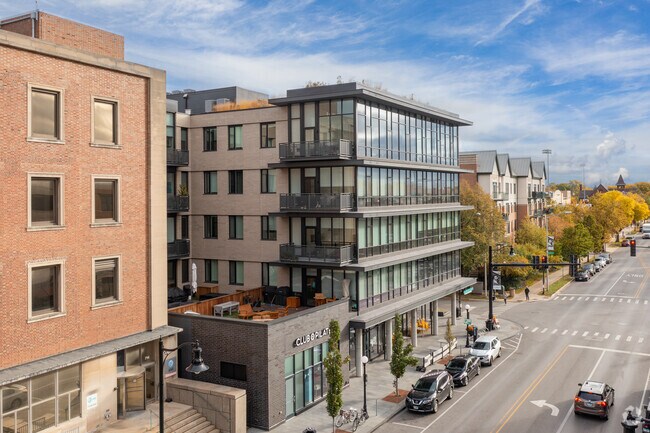 Foto del edificio - District House