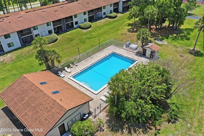 Foto del edificio - 1515 Huntington Ln