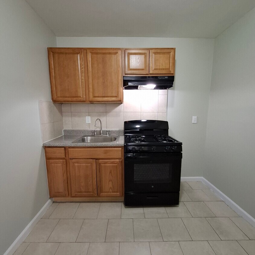 76 N 9th St 5 - 75 N 9th St