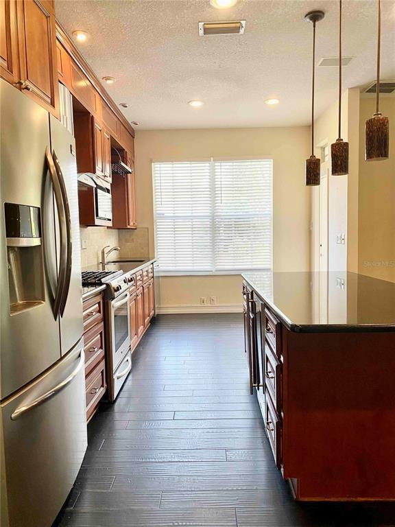 Foto del edificio - 10503 Chilmark Way