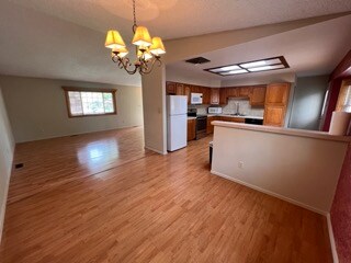 Building Photo - 3053-E 1/4 E 1/4 Rd