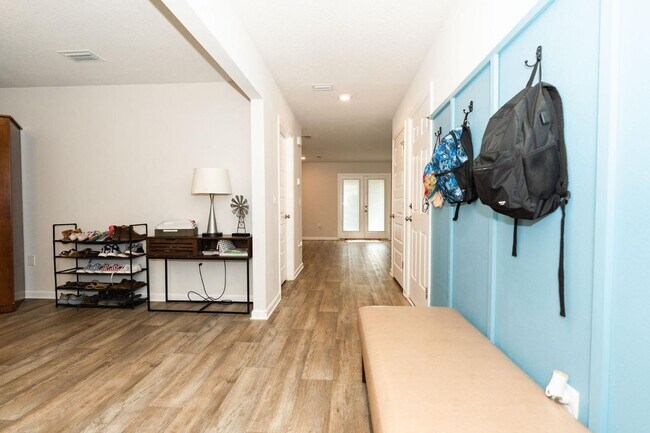 Foto del edificio - 630 Earl Godwin Rd