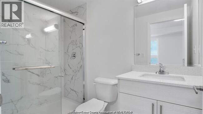 Photo du bâtiment - 1611 Banwell Rd