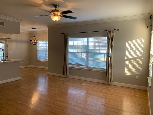 Foto del edificio - 11620 Tomahawk Creek Pkwy