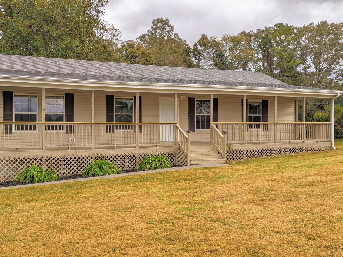 Primary Photo - 142 Zachary Dr