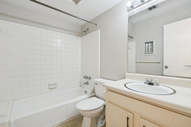 Foto del edificio - 4001 Georgetown Dr