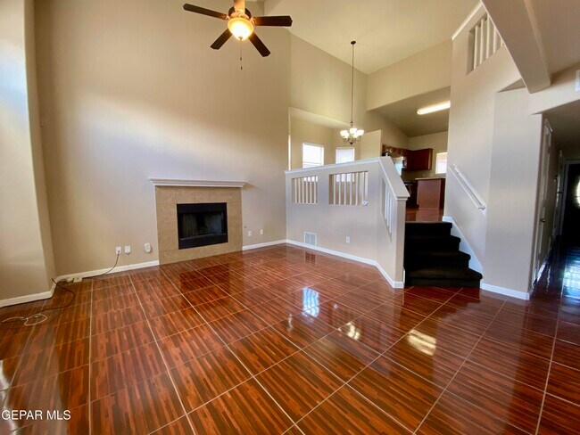 Building Photo - 6773 Parque Del Sol Dr