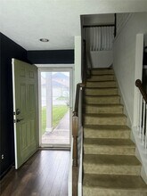 Building Photo - 1119 Grassy View Dr