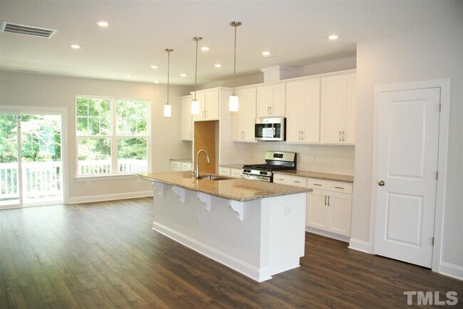 Building Photo - 2878 Macintosh Woods Dr