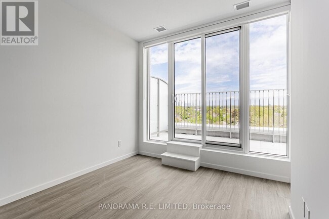 Building Photo - 689-PH689 The Queensway
