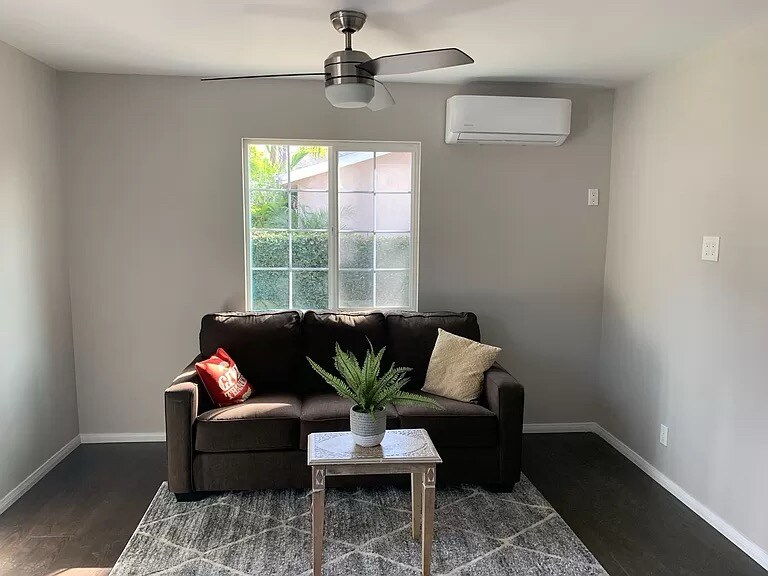 Foto principal - 7653 N Claybeck Ave