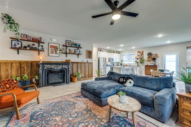 Primary Photo - 947 Hurstwood Dr