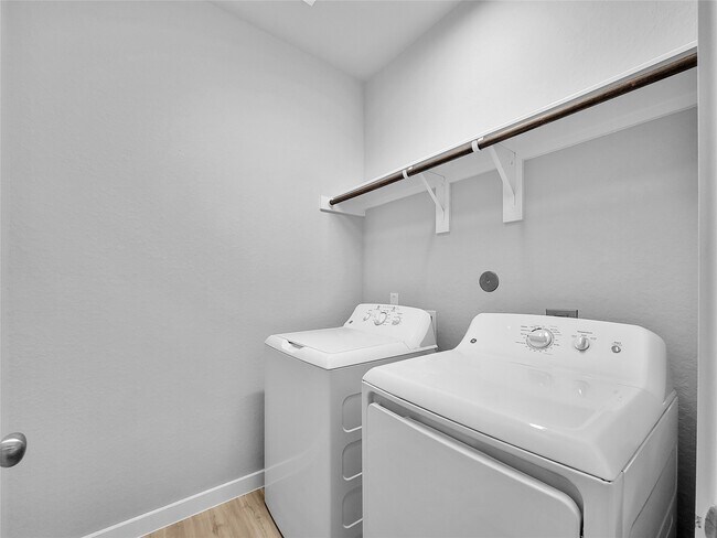 Foto del edificio - 21928 Juniper Crossing Dr