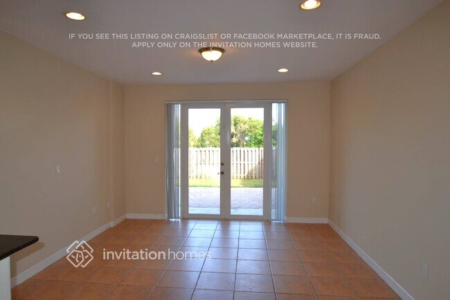 Building Photo - 11043 NW 48th Ln