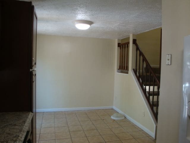 Building Photo - 8492 Kirby St