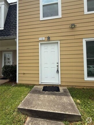 Building Photo - 1501 Kessock Way