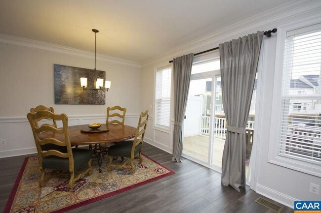 Foto del edificio - 1470 Timberwood Blvd.
