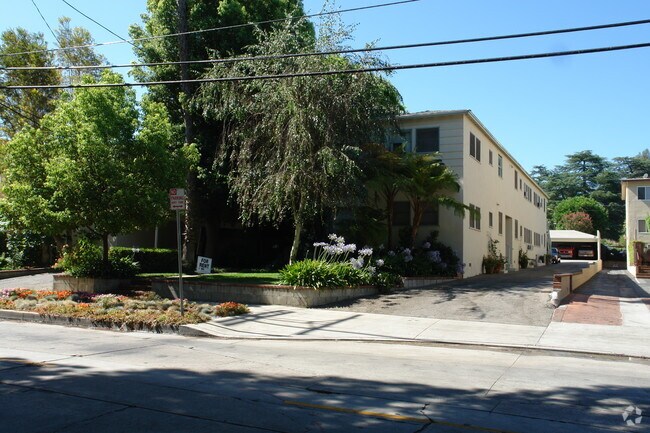 Foto del edificio - 14926 Dickens St