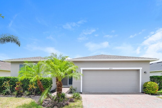 Building Photo - 3231 Bayou Ln
