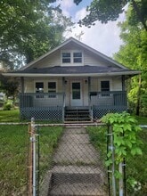Building Photo - 921 Baird St