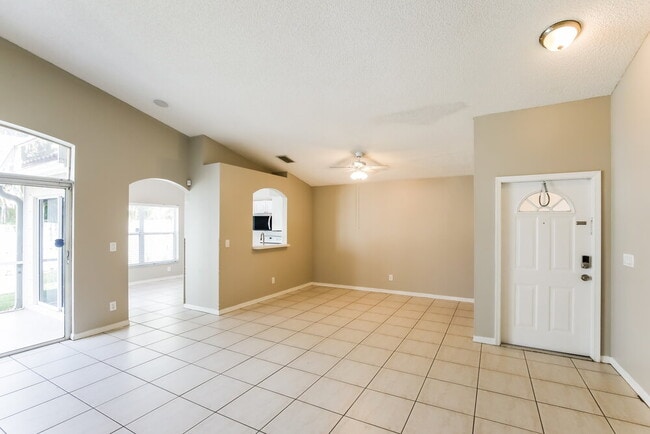Foto del edificio - 7273 Burgess Dr