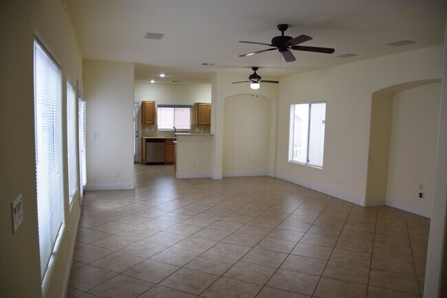 Building Photo - NORTHWEST - 2 STORY HOME - 89149