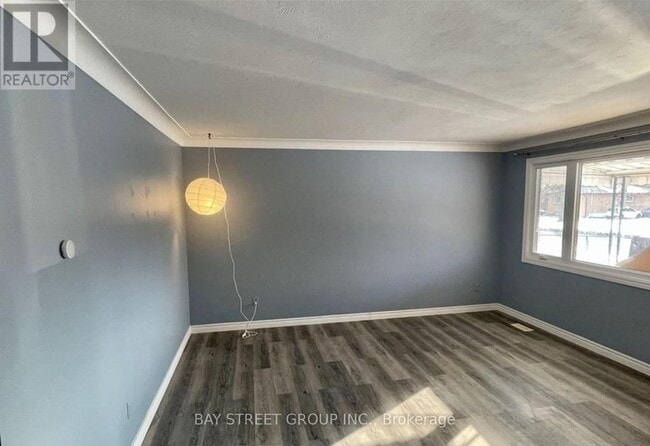 Building Photo - 6852 Hagar Ave