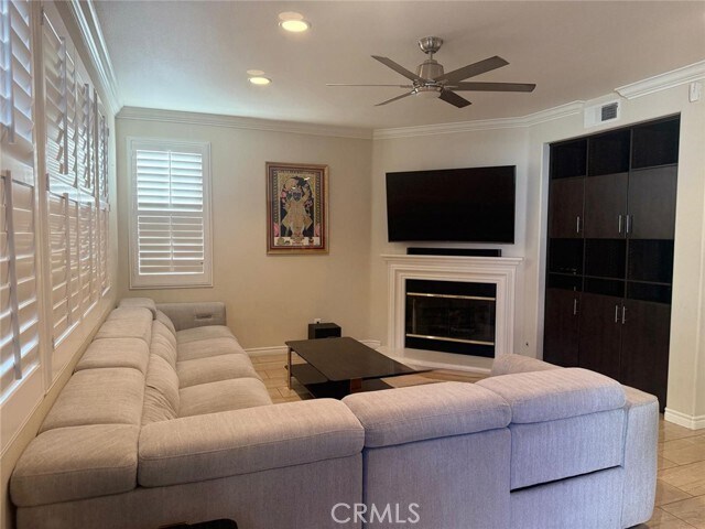 Foto del edificio - 8200 E Brookdale Ln